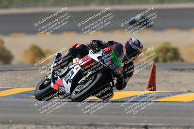 media/Oct-08-2022-SoCal Trackdays (Sat) [[1fc3beec89]]/Turn 14 (1050am)/